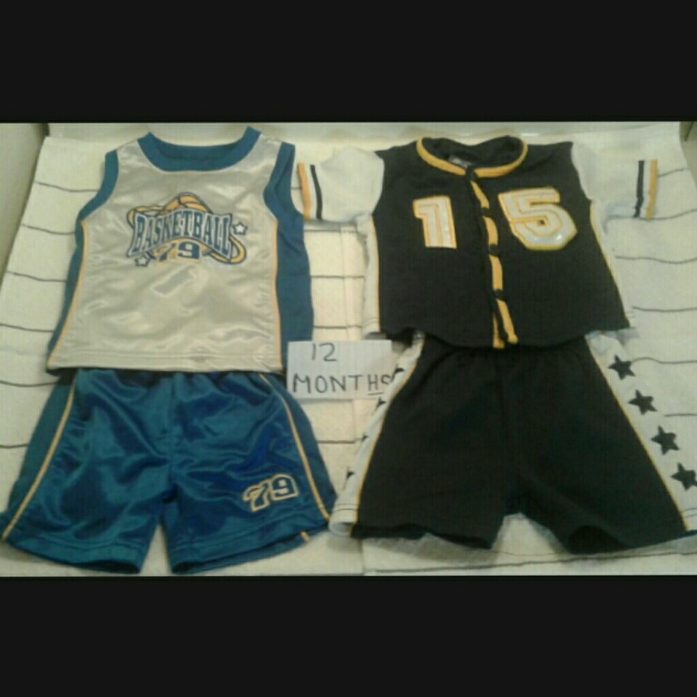 BOYS 12 MONTH LIKE NEW SHORTS SETS